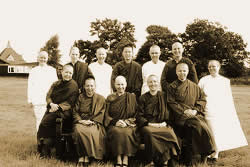 group of nuns & Anagarika 2001